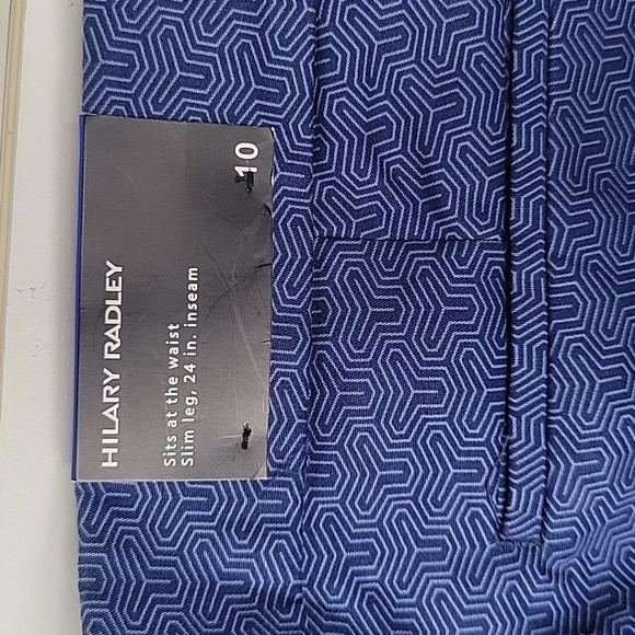 Hilary Radley Sits at the Waist Cropped slim leg capris - Picture 12 of 13